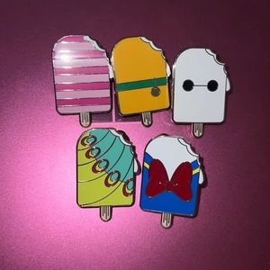 Disney parks Ice cream collectible pin pack trading $12 each